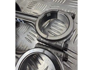 Поршень с шатуном 02604LA2 Volkswagen Golf VII