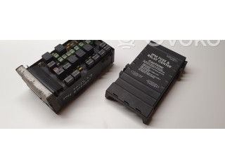 Блок предохранителей 04727080AC, 04727078AA Chrysler Grand Voyager IV