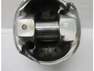 Píst    Audi A8 S8 D4 4H     