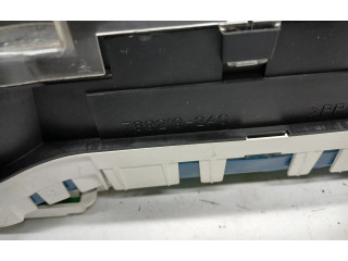 Přístrojová deska Mitsubishi Pajero 2003 MR576706, MR576