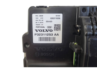 Přístrojová deska Volvo V60 2020 32311253, 0263719356