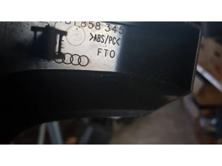 Другая деталь салона