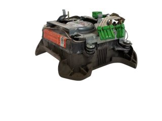 Подушка безопасности водителя 8686286 Volvo V70