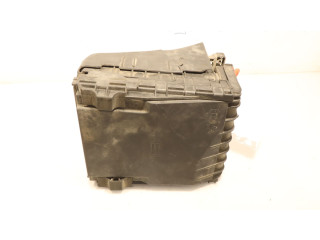 Блок предохранителей Audi A3 S3 8P