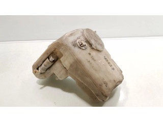 Бачок оконной жидкости