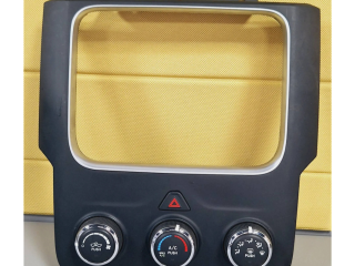 Блок управления климат-контролем P68236776AB, 36776DS42890657 Dodge VAN RAM