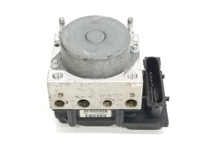 Блок АБС 476604621R Dacia Sandero