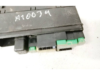 Pojistková skříňka Nissan Note (E11) 2008