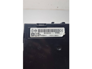 Блок комфорта 8201054129, 00183084 Citroen C4 Cactus