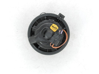 Вентилятор печки    272101005R, L0-5029X   Renault Clio IV