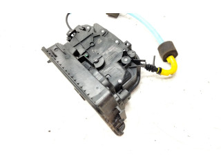 Zámek zadních dveří 7613549 BMW 1 F20 F21 2011