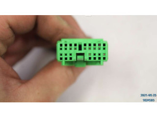 Зеркало электрическое Volvo V70 2005 - 2008 года