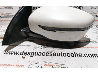 Zpětné zrcátko Nissan Qashqai 2017