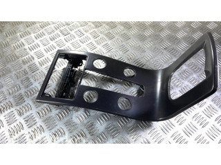 Центральная консоль