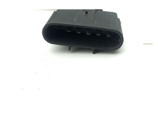 Блок предохранителей 30659092 Volvo S60