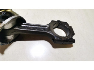 Píst Alfa Romeo 156 pro naftový motor 2.4