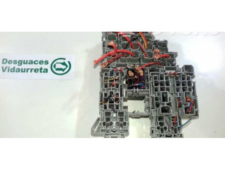 Pojistková skříňka Audi Q7 4L 2007