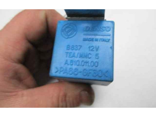 Блок предохранителей    Toyota Corolla Verso E121    