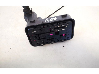 Блок предохранителей 1k0937700 Volkswagen Jetta V