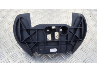 Другая деталь салона