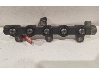 Топливная рампа 0445214258   Renault Trafic II (X83)  