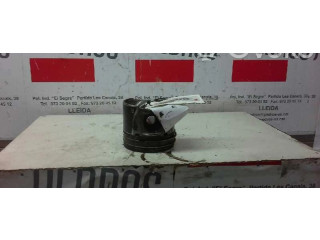 Píst Ford Focus pro naftový motor 1.8 KKDA