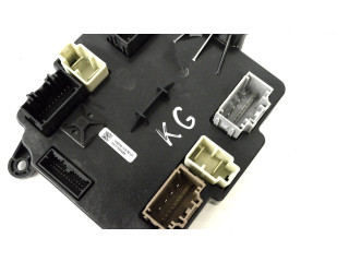 Turbodmychadlo Блок управления дверью 106205610B Tesla Model X L2S