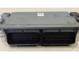 Блок управления двигателя 8200483732, 8200326380   Dacia Logan I