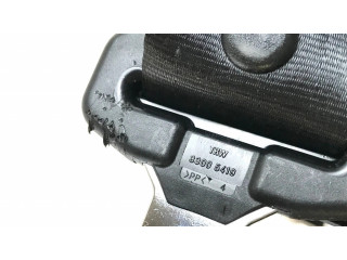 Задний ремень безопасности