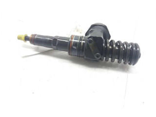 Форсунка 038130073AJ    Volkswagen Polo IV 9N3   