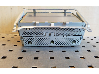 Радио/ проигрыватель CD/DVD / навигация