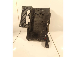 Pojistková skříňka 7L0937548C Audi Q7 4L 2008