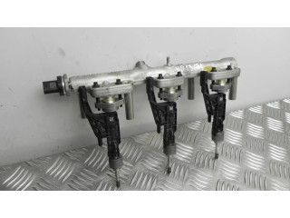 Топливная рампа 8665631, VD13681 BMW 2 F46 1.5