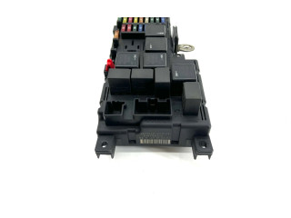 Блок предохранителей 8678449, 518785100 Volvo XC90