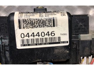 Блок предохранителей  8645410, 00W412   Volvo S80    