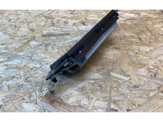 Радио/ проигрыватель CD/DVD / навигация