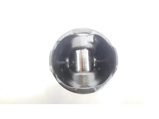 Поршень с шатуном K9K656 120A17296R, 1111AA Dacia Duster