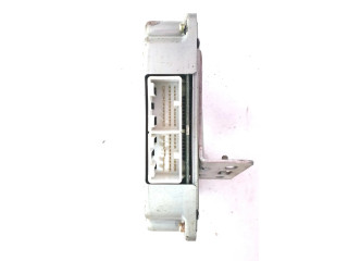 Блок управления коробкой передач 33084EA302   Nissan Navara