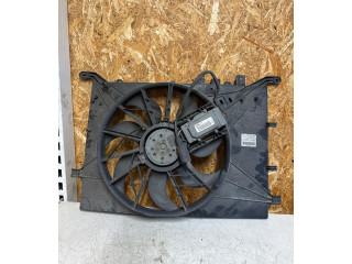 Электрический вентилятор радиаторов       Volvo V70  2005 - 2008 года   