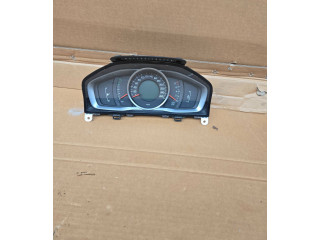 Панель приборов 31327745   Volvo V70       