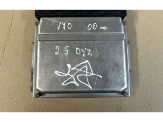 Блок управления двигателя 0281001776, 28SA4018 Volvo V70