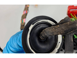 Блок предохранителей 9643461980 Peugeot 2008 II