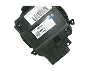 Вентилятор печки 4M1820021A, 0001814128 Audi A4 Allroad B9