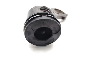 Поршень с шатуном 204D3 204D3 Land Rover Freelander