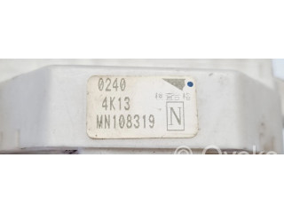 Комплект блоков управления MR951770, MM0038001 Mitsubishi Colt