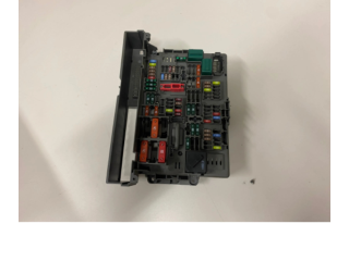 Pojistková skříňka 9119446 BMW X1 F48 F49 2017