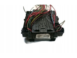 Блок предохранителей 30657428 Volvo XC90