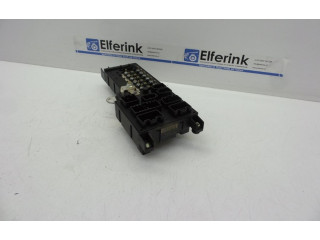 Блок предохранителей 8645364 Volvo V70