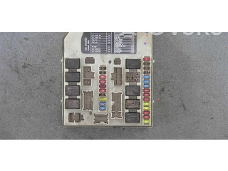 Pojistková skříňka Nissan Note (E11) 2010