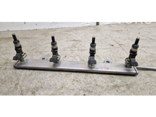 Топливная рампа 1465A412 Mitsubishi Outlander для двигателя -